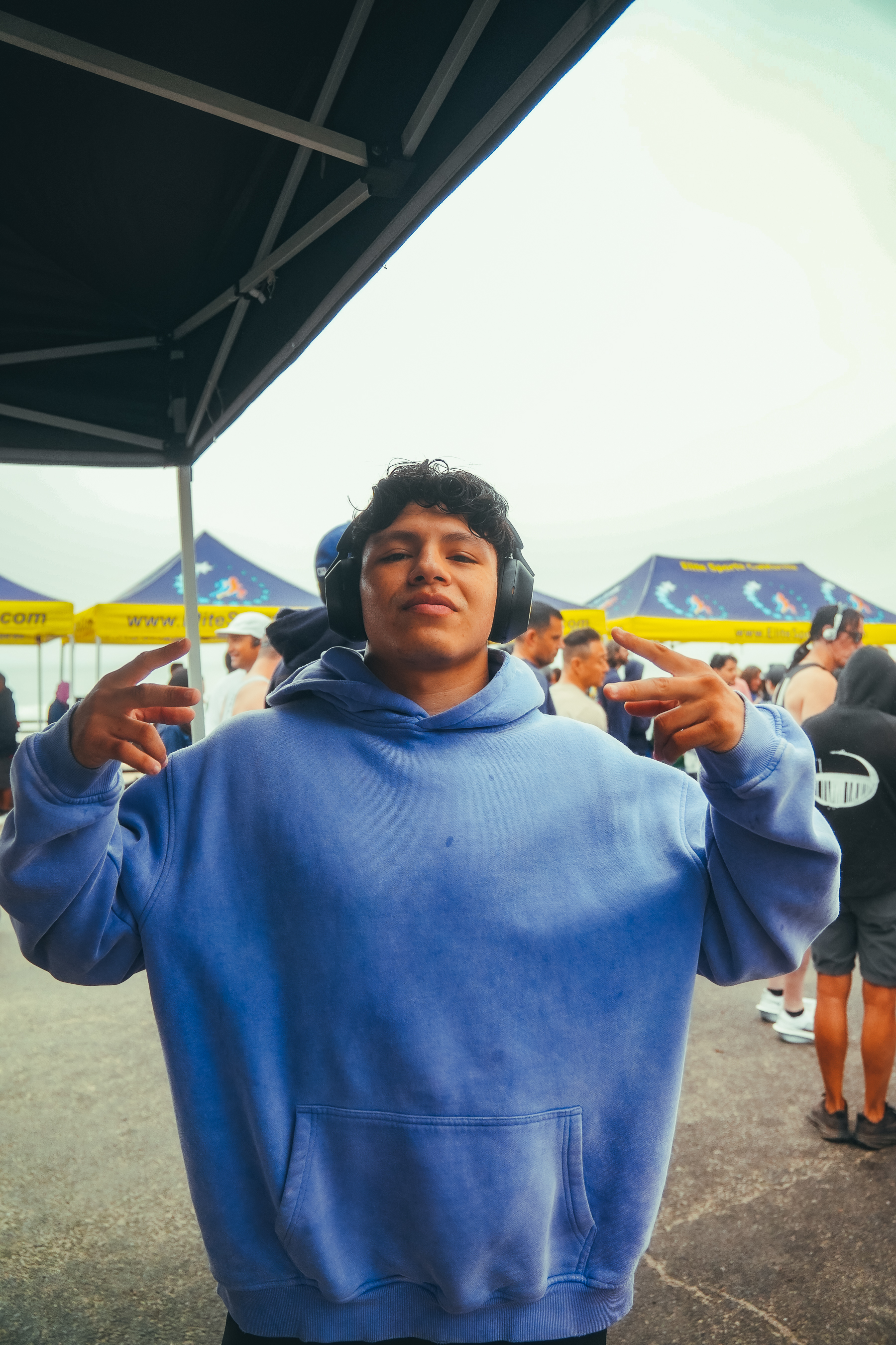 Emilio Medina on set